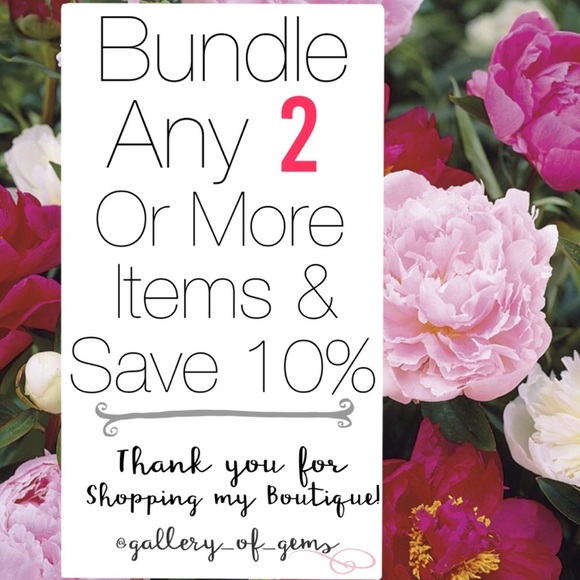 Crystal “X” Elegant Gold Stud Earrings! - Picture 10 of 11